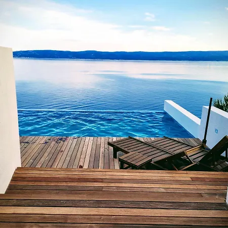 Luxury Ruzmarina With New Heated Infinity Pool And Lounge Area *