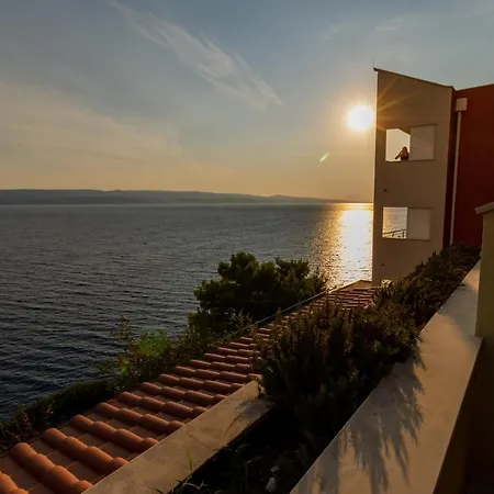 Luxury Ruzmarina With New Heated Infinity Pool And Lounge Area