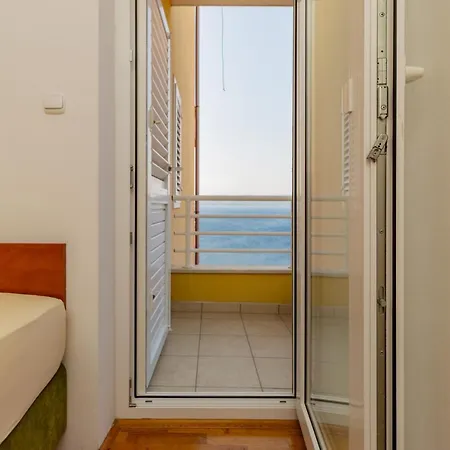 Apartment Luxury Ruzmarina With New Heated Infinity Pool And Lounge Area *