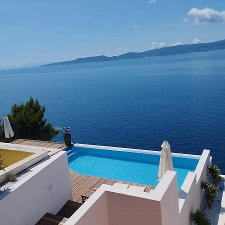 Апартаменты Luxury Ruzmarina With New Heated Infinity Pool And Lounge Area Marusici (Split-Dalmatia)