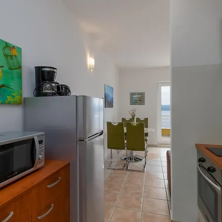 Luxury Ruzmarina With New Heated Infinity Pool And Lounge Area