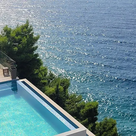 Luxury Ruzmarina With New Heated Infinity Pool And Lounge Area