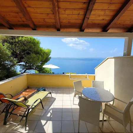 Luxury Ruzmarina With New Heated Infinity Pool And Lounge Area