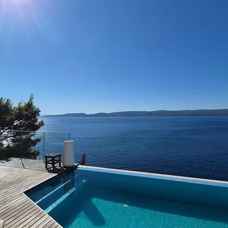 Апартаменты Luxury Ruzmarina With New Heated Infinity Pool And Lounge Area Marusici (Split-Dalmatia)