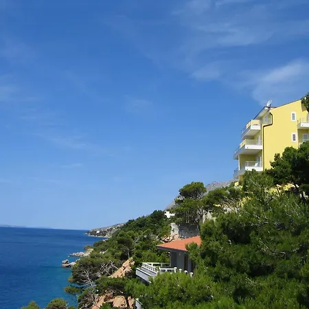 Luxury Ruzmarina With New Heated Infinity Pool And Lounge Area