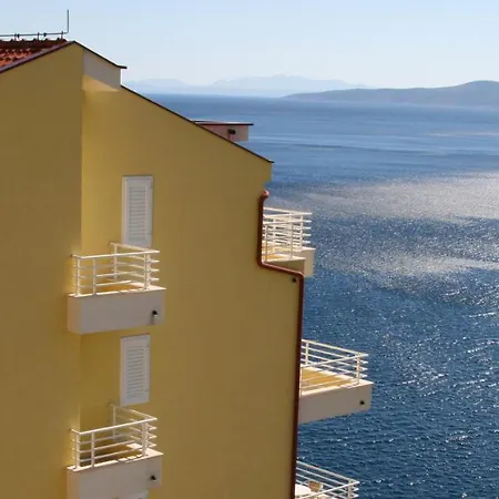 Luxury Ruzmarina With New Heated Infinity Pool And Lounge Area * Marusici (Split-Dalmatia)