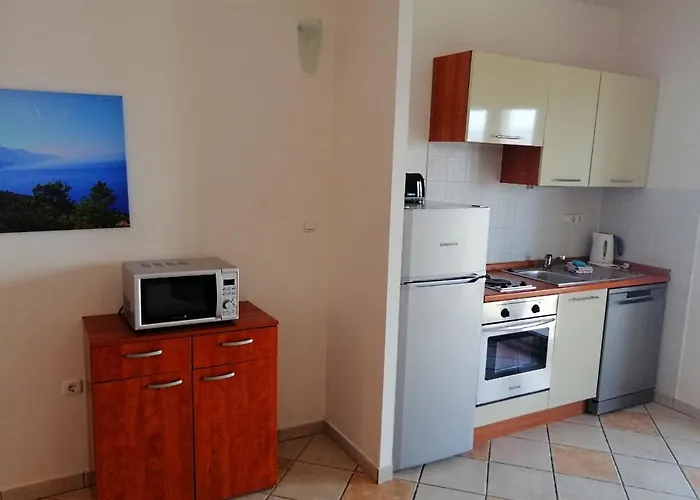 Apartman Luxury Ruzmarina With New Heated Infinity Pool And Lounge Area