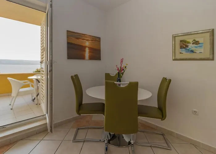 Apartman Luxury Ruzmarina With New Heated Infinity Pool And Lounge Area
