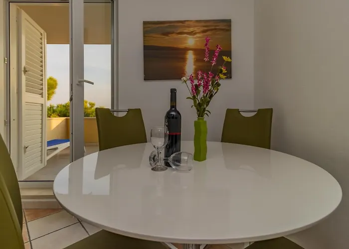 Luxury Ruzmarina With New Heated Infinity Pool And Lounge Area *
