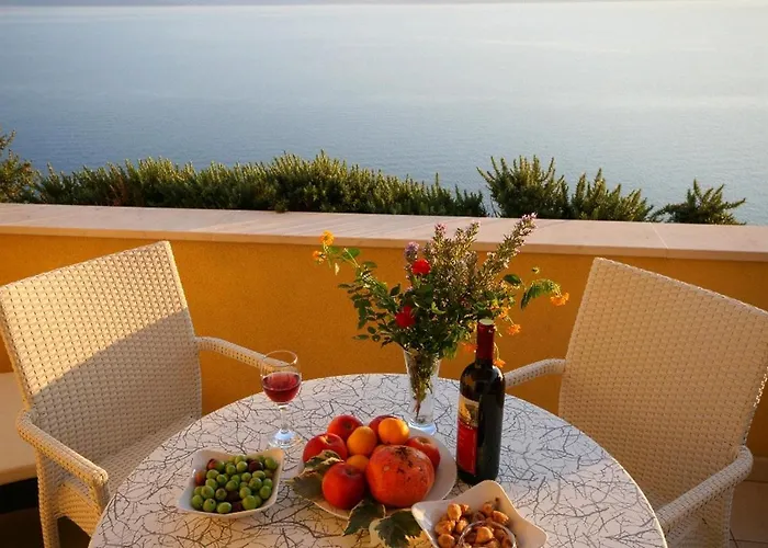 Luxury Ruzmarina With New Heated Infinity Pool And Lounge Area Apartman *