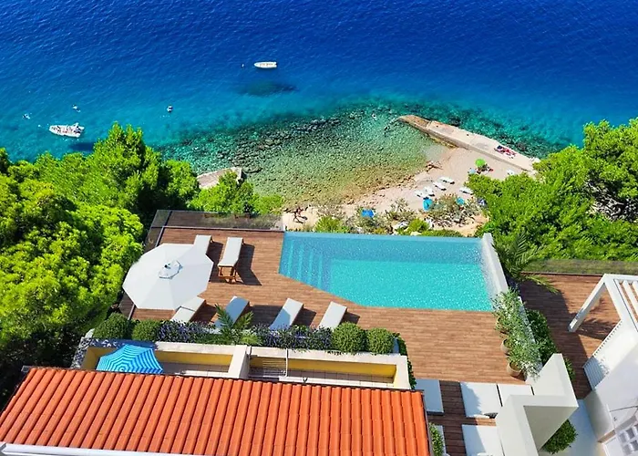Luxury Ruzmarina With New Heated Infinity Pool And Lounge Area * Marusici (Split-Dalmatia)