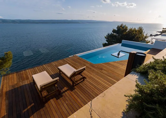 Apartman Luxury Ruzmarina With New Heated Infinity Pool And Lounge Area