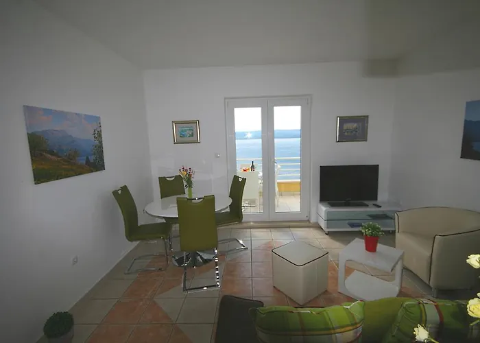 Apartman Luxury Ruzmarina With New Heated Infinity Pool And Lounge Area