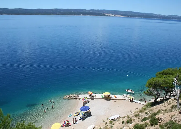 Luxury Ruzmarina With New Heated Infinity Pool And Lounge Area Apartman Marusici (Split-Dalmatia)
