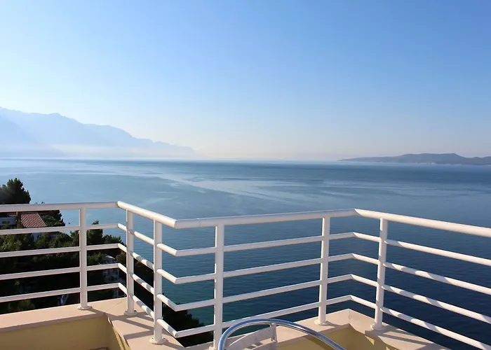 Luxury Ruzmarina With New Heated Infinity Pool And Lounge Area Marusici (Split-Dalmatia)