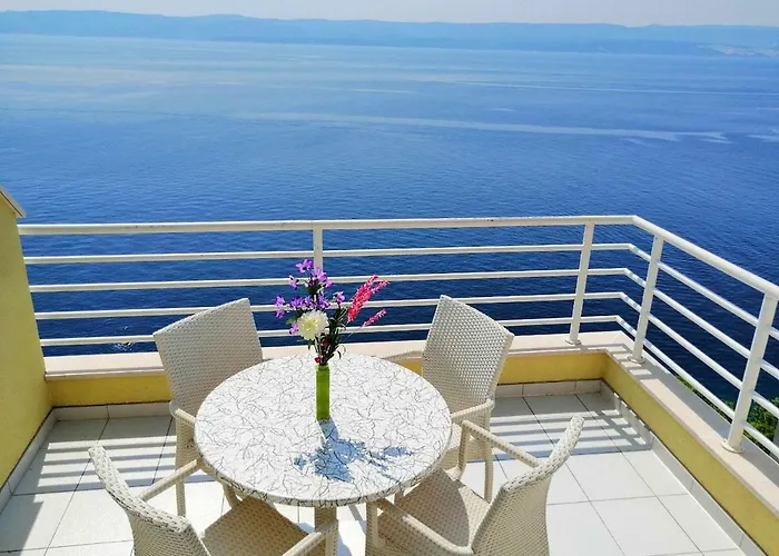 Luxury Ruzmarina With New Heated Infinity Pool And Lounge Area *